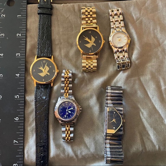 Lot of 5 Vintage Women’s / Unisex Watches